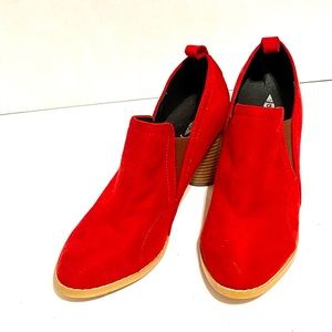 Joli Jolimall Size 8 Cherry Red Booties/Boots/Heels round Chunky Heel 3”